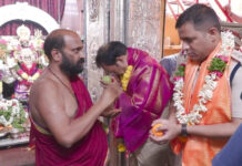 మహంకాళి సన్నిధిలో సీపీ సజ్జనర్ ఐపీఎస్.|