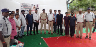 పోలీసులకు ఆరోగ్య పరీక్షలు.|