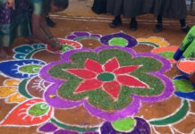 ఆకట్టుకున్న ఆదర్శ పాఠశాల అలంకరణ.
