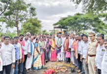మొల్లగూడెం: బీటీ రోడ్డు ప్రారంభించిన ఎమ్మెల్యే ఐలయ్య|