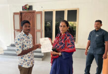కడపలో లబ్ధిదారులకు అందజేసిన ముఖ్యమంత్రి సహాయ నిధి లేఖలు|