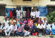 హుజూర్నగర్ ఆర్డీవో కార్యాలయం ఎదుట భూములు కోల్పోయిన రైతుల ధర్నా|