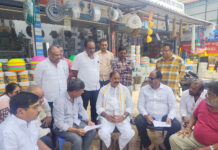 గోపాల్నగర్ రోడ్డు సమస్య పరిష్కారానికి బండి రమేష్ హామీ|
