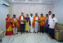 శ్రీనివాసులు రెడ్డికి ఎమ్మెల్యే బండారు శ్రావణి స్వాగతం|