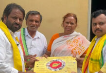 Madanapalle: మదనపల్లె నియోజకవర్గంలో కూటమి ప్రభుత్వం రెండేళ్ల పూర్తి సందర్భంగా డోర్ టు డోర్ ప్రచారం ఉత్సాహంగా సాగింది.