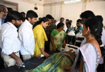 క్షతగాత్రులను పరామర్శించిన డా. లక్ష్మీ, డా. లలిత్ సాగర్|