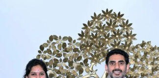 మంత్రి నారా లోకేష్ను కలిసిన ఎమ్మెల్యే శ్రావణి శ్రీ| ఉండవల్లిలోని నివాసంలో ఐటీ, విద్యాశాఖ మంత్రి నారా లోకేష్ గారిని మర్యాదపూర్వకంగా కలిసిన ఎమ్మెల్యే బండారు శ్రావణి శ్రీ.