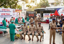 Blood Donation: Police Save Lives Voluntarily|