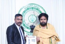 డిప్యూటీ సీఎం పవన్ కళ్యాణ్ను కలిసిన ఐజీ ఆకే రవికృష్ణ|