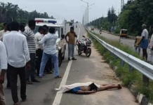 భార్యను దించి వెళ్తుండగా యాక్సిడెంట్.. భర్త మృతి|
