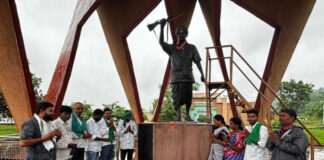 అర్హులందరికీ ఓటు హక్కే లక్ష్యం: డీసీసీ ఆత్రం సుగుణక్క|
