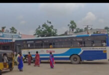 రాఖీ రద్దీ… నల్లబెల్లిలో బస్సులు కిటకిట…