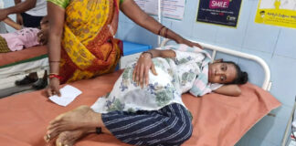 మదనపల్లెలో గ్యాస్ లీకై ప్రమాదం: తల్లి, కూతురికి గాయాలు|