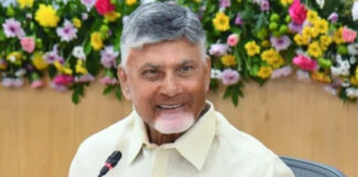 అందరిపై వరలక్ష్మీ దేవి ఆశీస్సులు ఉండాలి: సీఎం చంద్రబాబు.|