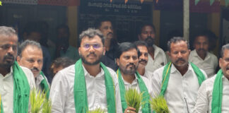 ఎమ్మిగనూరు వైఎస్ఆర్ కాంగ్రెస్ పార్టీ ఇన్చార్జి ఎర్రకోట రాజీవ్ రెడ్డి ఆధ్వర్యంలో|