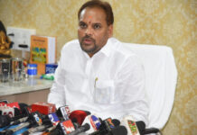 పోలీసుల ప్రమాదంపై చిన్నశ్రీను దిగ్భ్రాంతి|