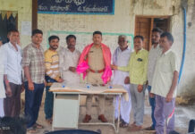 ఆసిఫాబాద్ నూతన సీఐ నీలం రవికి బాబాపూర్లో ఘన స్వాగతం|