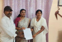 పాఠశాలల్లో యోగా బోధనకు అర్హులైన గురువులను నియమించాలి