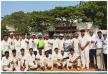 కదిరిలో క్రికెట్ సమరం. మైదానంలో పరుగుల వరద