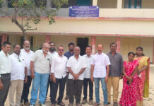 Madanapalle: 15 మీటర్ల వరకు భవనాలకు ఫైర్ ఎన్వోసీ, ఫైర్ వాస్ మినహాయింపునిస్తూ ఏపీ ప్రభుత్వం జీవో జారీ చేయడంపై మదనపల్లె డీఈవో ఆఫీసులో ప్రేమ్సా సభ్యులు హర్షం వ్యక్తం చేశారు.
