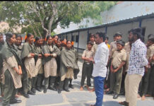 డి ఎస్ ఎఫ్ ఆధ్వర్యంలో బస్సు సౌకర్యం కల్పించడం జరిగింది|