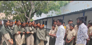 డి ఎస్ ఎఫ్ ఆధ్వర్యంలో బస్సు సౌకర్యం కల్పించడం జరిగింది|