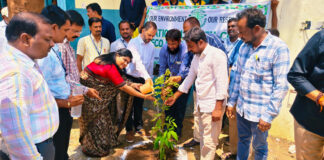 జిల్లా కలెక్టర్ రాహుల్శర్మ మరియు డిఇఓ లుపాఠశాలలు పరిశీలన