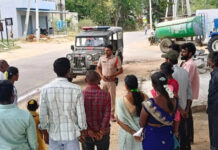 దీన్నేపల్లిలో ట్రాఫిక్ అవగాహన సదస్సు
