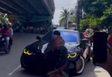 హైదరాబాద్లో BMW కారు చుట్టూ హిజ్రాల హల్చల్ |