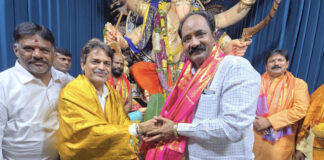 బొజ్జ గణపతిని దర్శించుకున్న డీసీ బోగేశ్వర్లు.|