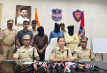 బంగారు ఆభరణాల కోసం వృద్ధురాలి దారుణ హత్య కేసును వేగంగా ఛేదించిన పోలీసులు, ముగ్గురు నిందితుల అరెస్ట్