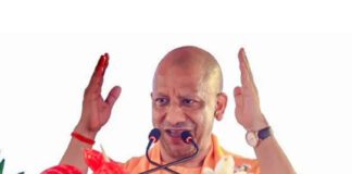నెల్లూరులో యూపీ సీఎం యోగి ఆదిత్యనాథ్ కు ఘనస్వాగతం.|