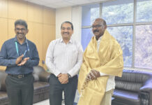 హెచ్పీసీఎల్ అధికారులతో ప్రభుత్వ విప్ గణబాబు భేటీ