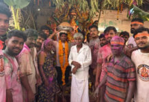 రెడ్డివారిపల్లెలో రూ.57,000 ధర పలికిన వినాయకుని లడ్డు.