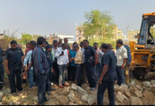 Malkajgiri Municipal Corporation Commissioner Inspects Encroachments at Nacharam Circle