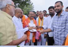 జవహర్నగర్ డంపింగ్ యార్డ్ కాలుష్యంతో రాంపల్లి చెరువుకు ముప్పు.|