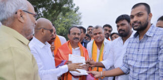 జవహర్నగర్ డంపింగ్ యార్డ్ కాలుష్యంతో రాంపల్లి చెరువుకు ముప్పు.|