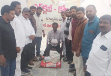 ఆపదలో ఉన్న కుటుంబానికి అండగా నిలిచిన ప్రెస్ క్లబ్