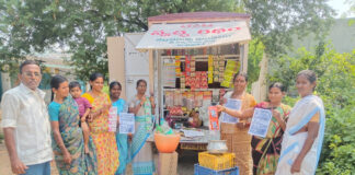 ఆడపడుచులకు స్వచ్ఛ రథం దసరా ధమాకా