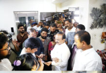 చిన్నారి హత్యపై ఈటల ఆగ్రహం.|