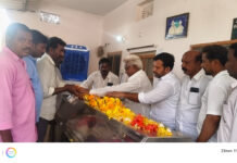 బీఆర్ఎస్ సీనియర్ కార్యకర్త బూడిపూడి ప్రభాకర్ కుటుంబాన్ని పరామర్శించిన లకావత్ గిరిబాబు