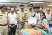 కొత్తగూడెంలో మెగా రక్తదాన శిబిరం ప్రారంభించిన ఎస్పీ రోహిత్ రాజు.