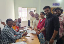 Madanapalle: మదనపల్లె మున్సిపాలిటీ 7, 9వ వార్డుల స్వతంత్ర అభ్యర్థులుగా సోనాకంటి శశి కుమార్, కే. లక్ష్మి బహుజన యువసేన, కార్మిక సంఘాల మద్దతుతో నామినేషన్లు దాఖలు చేశారు.