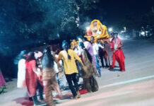 నిజామాబాద్: సూర్య సామైక్య సంఘం ఆధ్వర్యంలో దేవీమాత పల్లకి ఊరేగింపు