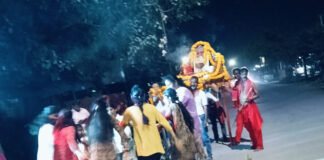 నిజామాబాద్: సూర్య సామైక్య సంఘం ఆధ్వర్యంలో దేవీమాత పల్లకి ఊరేగింపు