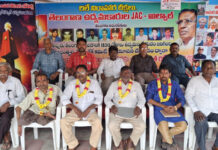 హామీల అమలు కోసం.. 21వ రోజూ దీక్ష.|