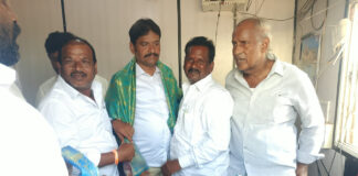 విజయదశమి సందర్భంగా ధర్మ కాటా పత్తి కొనుగోలు కేంద్రం ఘన ప్రారంభం!