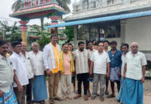 రోలుగుంటలో జెడ్పిటిసి అభ్యర్థి సుడిగాలి పర్యటన