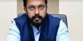 ఓటు ఎక్కడుందో ఈ లింకు ద్వారా తెలుసుకోండి.