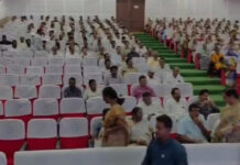 తెనాలి పి ఓ,ఏపీఓ ల సిక్షనను పరిశీలించి న కమిషనర్….